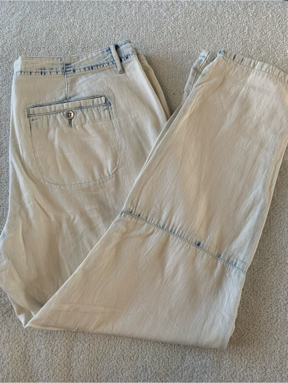 Free People Light weight jeans